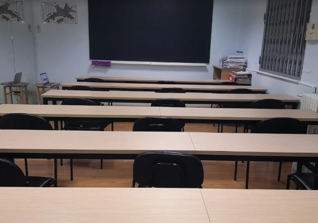 Cómo Aprobar el Primer Año de Ingeniería Aeroespacial en la ETSIAE